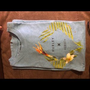 Hurley t shirt